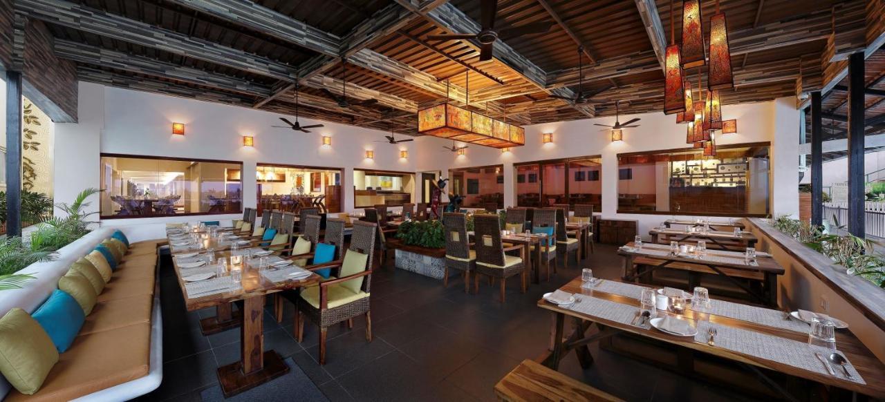 The Andhra Art & Craft Hotel Visakhapatnam Zewnętrze zdjęcie